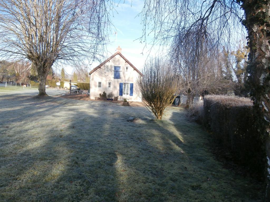 La Parisienne Des Amognes Bed & Breakfast Montigny-aux-Amognes Exterior photo